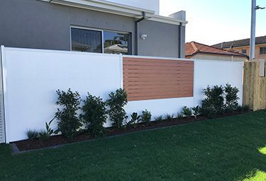 Fire Rated Fencing application image - Residential Fencing