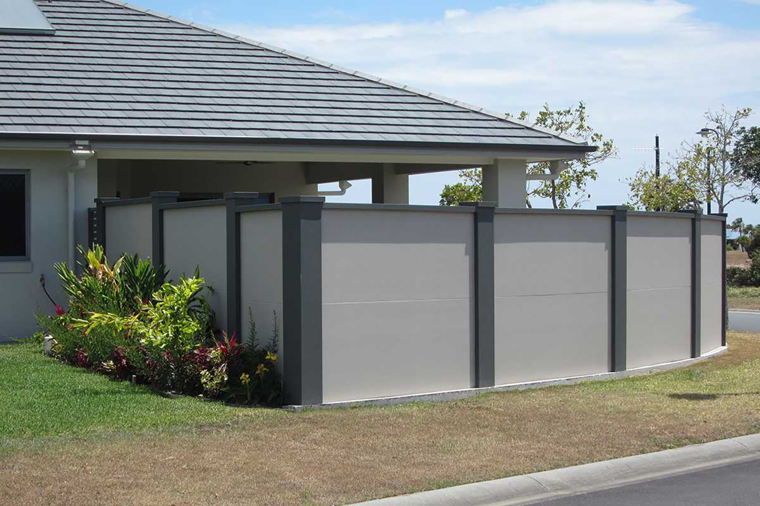 Installing Acoustic Fencing Residential Developments